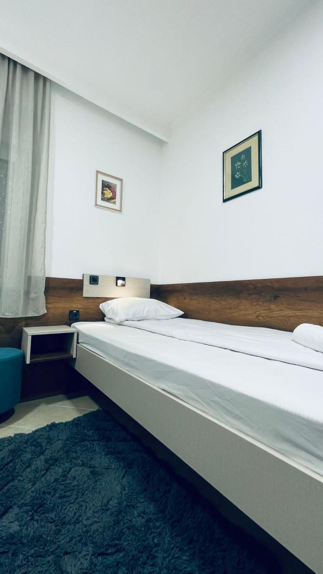 סובוטיקה Kollar D Guest House - Prenociste Rooms מראה חיצוני תמונה