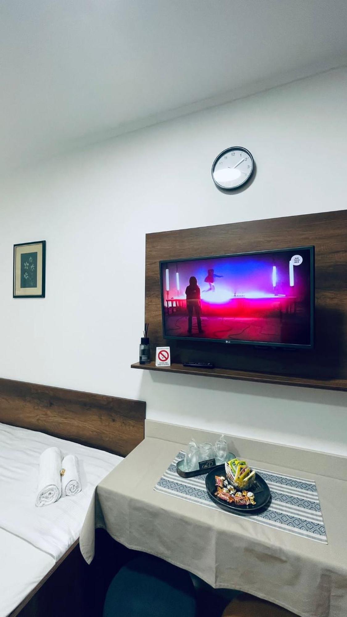 סובוטיקה Kollar D Guest House - Prenociste Rooms מראה חיצוני תמונה